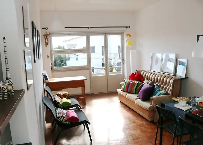 Housing | Tree The Company Daire Peniche